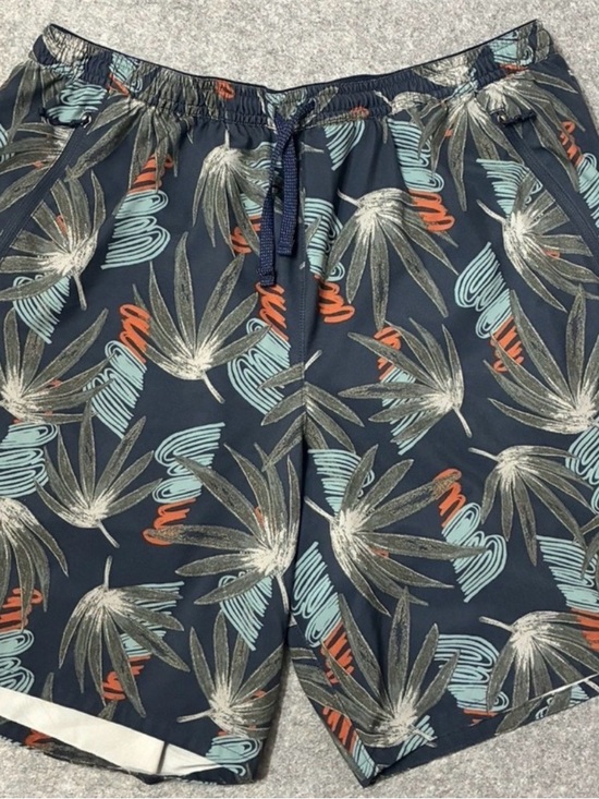 Patagonia Men's Navy Tropical Print Shorts XL